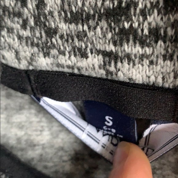 Lands End Quarter Zip and Vest - Picture 4 of 4